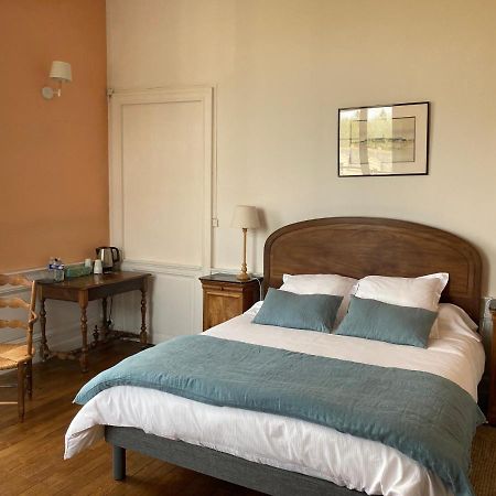 오르보 Le Plessis B&B 외부 사진